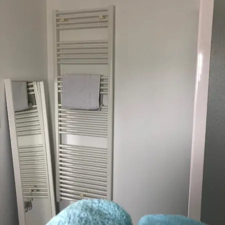 Gite-grand Contemporain Proche Toulouse Dans Domaine Equestre Apartament